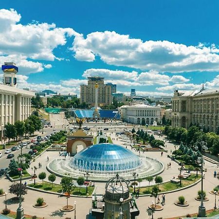 Apartment With View On Inpedendence Square Khreshchatyk Київ Екстер'єр фото